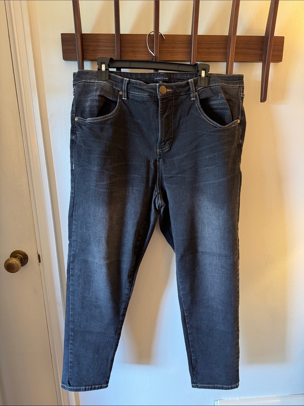 Universal Standard Black Distressed High-Rise Stretch Skinny Jeans